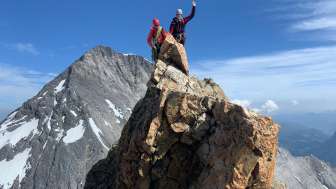 Mountain sports school