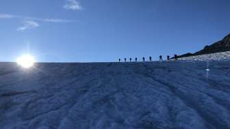 Mountain sports school
