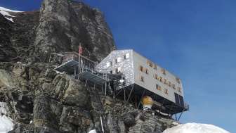 Mönchsjoch hut Mönchsjoch hut